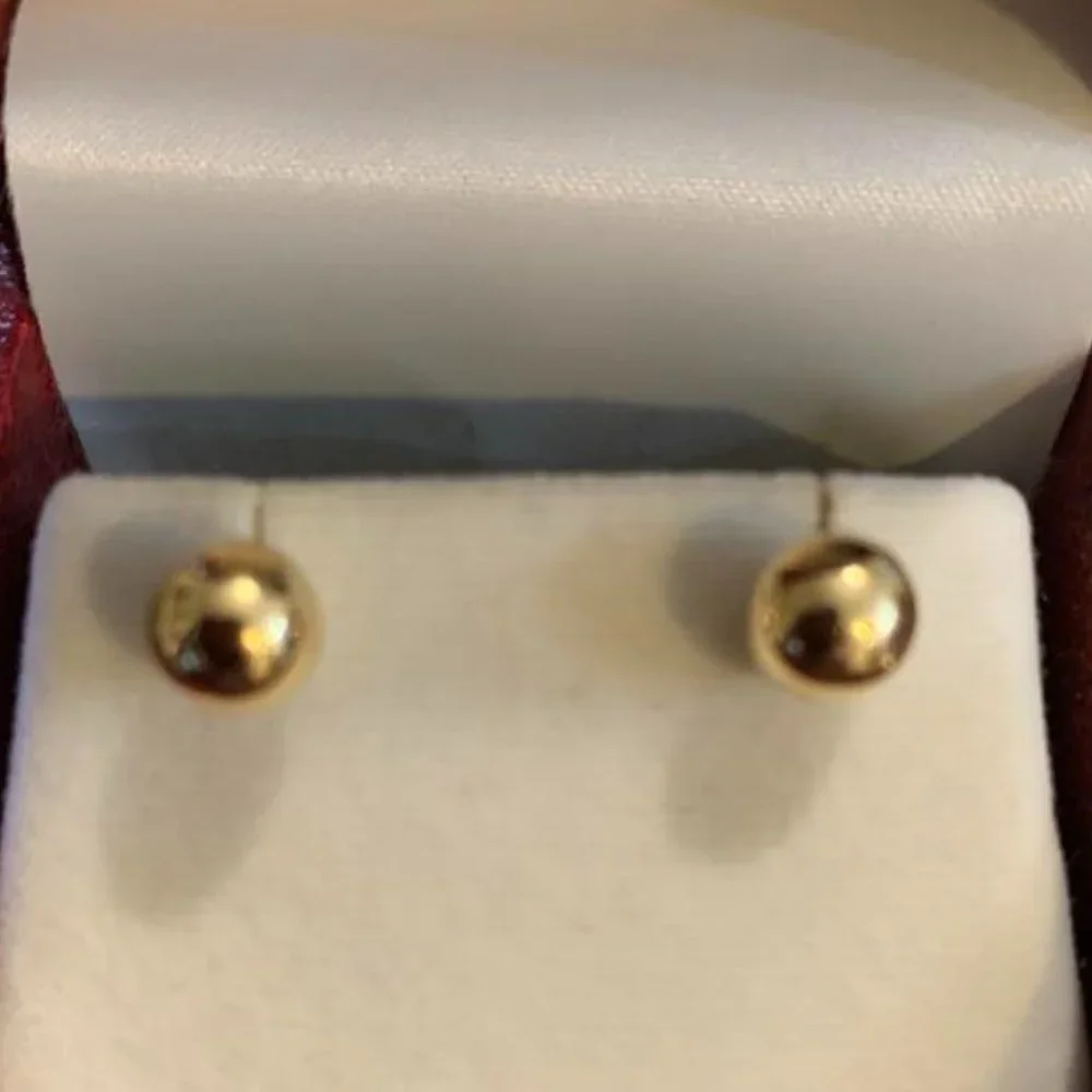 18K Yellow Gold Ball Studs NIB